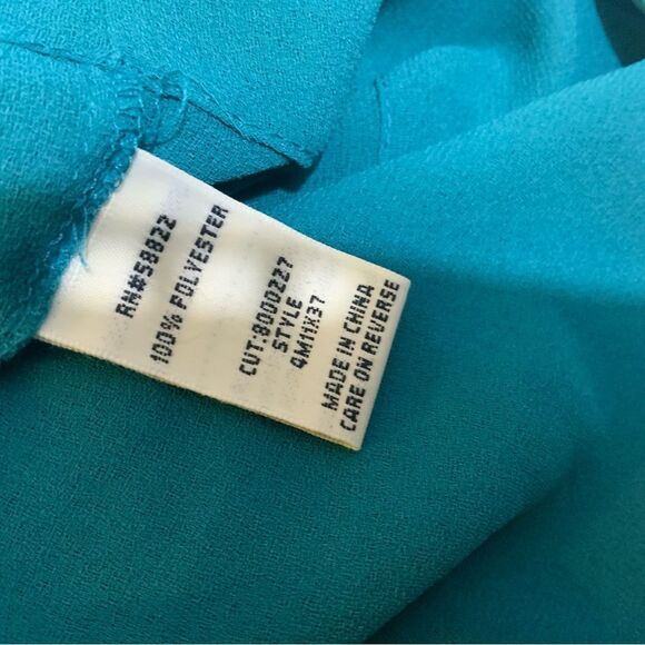 Studio M Womens Green Blouse Top Shirt New size Small - Picture 6 of 6